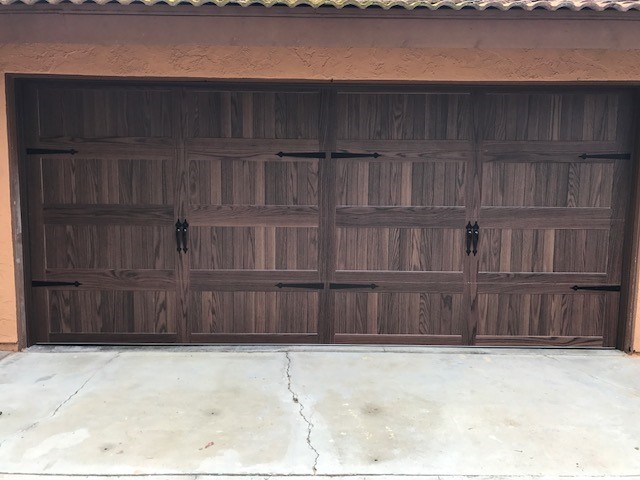Carriage Style Faux Wood Garage Door 