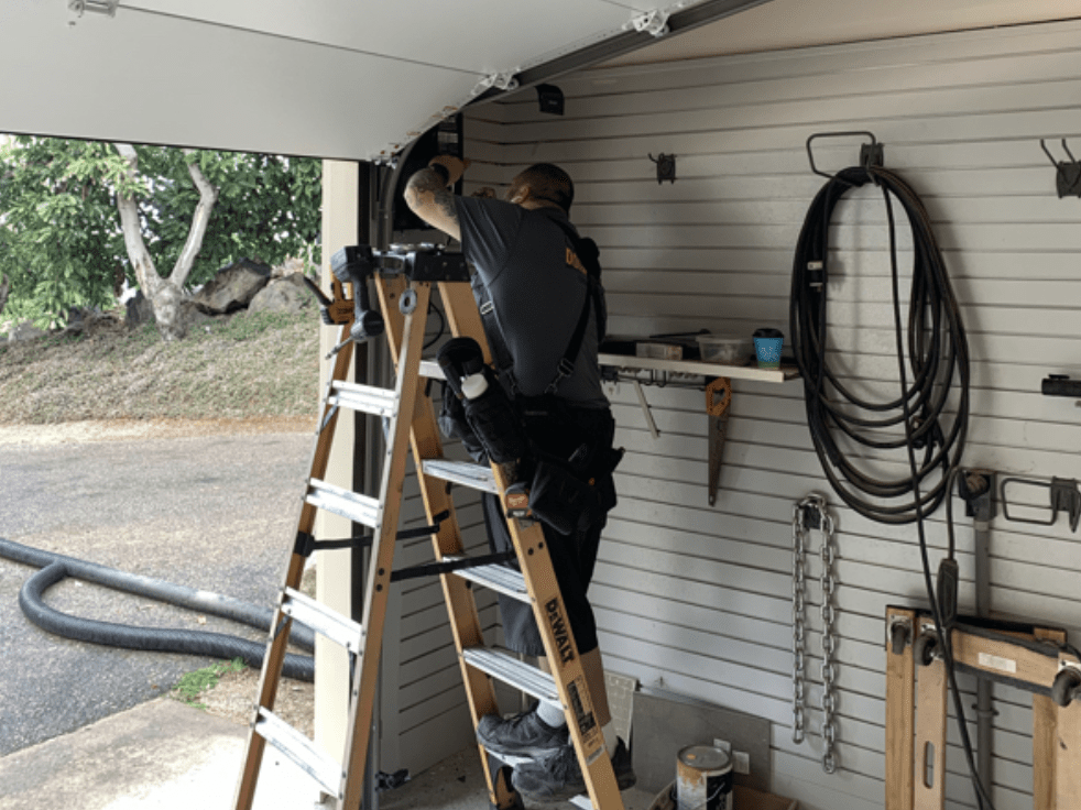 garage door repair Ramona CA