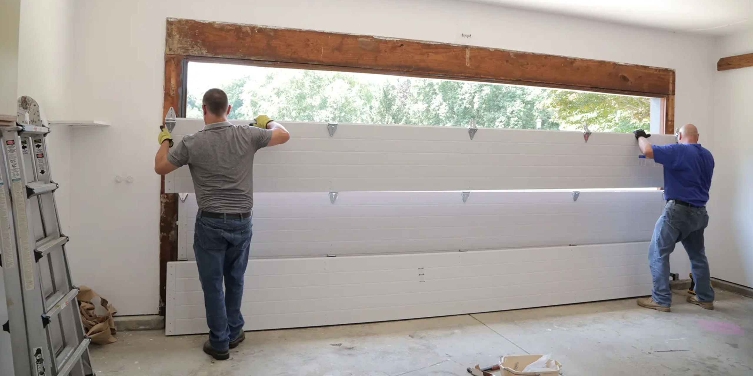 garage door installation in Vista CA